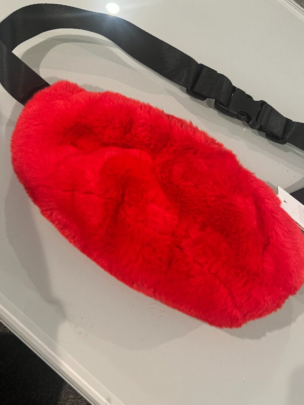 Rino & Pelle NWT Risky Red Faux Fur Fanny Pack Bum Bag Fannypack.70W19